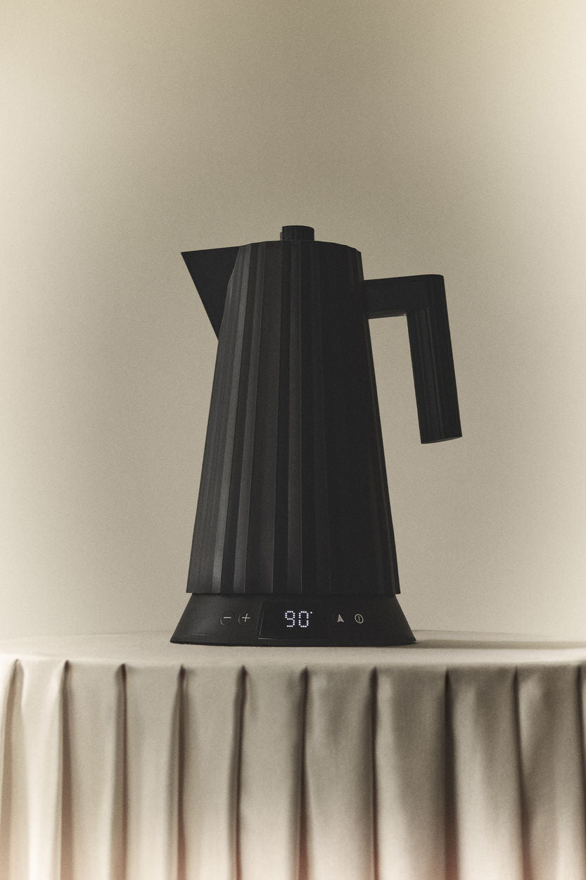 Alessi Plisse, elektrischer Wasserkessel