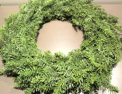 Silk-ka künstlicher Zedernkranz