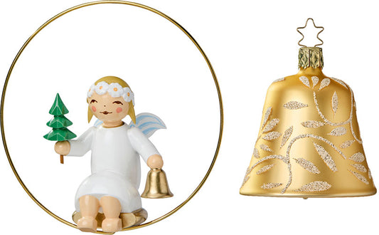 Wendt & Kühn Engel im Ring mit Bäumchen und Glocke, Glasglocke Farbe Gold