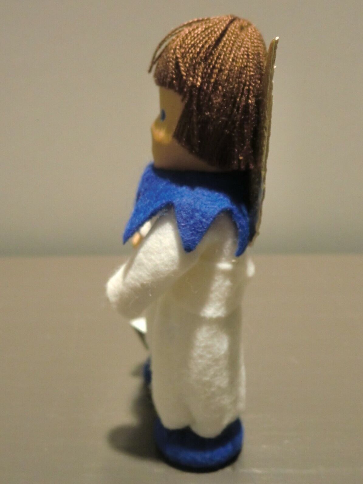 Sternenbub mit blauem Kragen, 10cm von Lotte Sievers-Hahn
