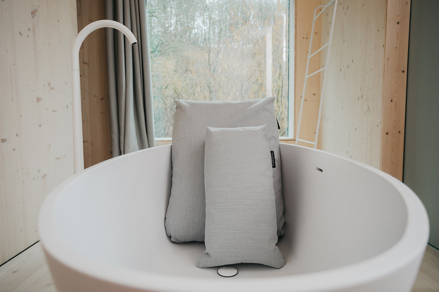 BADESOFA Rückenkissen | Fußkissen | Sitzkissen